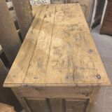 Buffet 17th in Aveyron oak