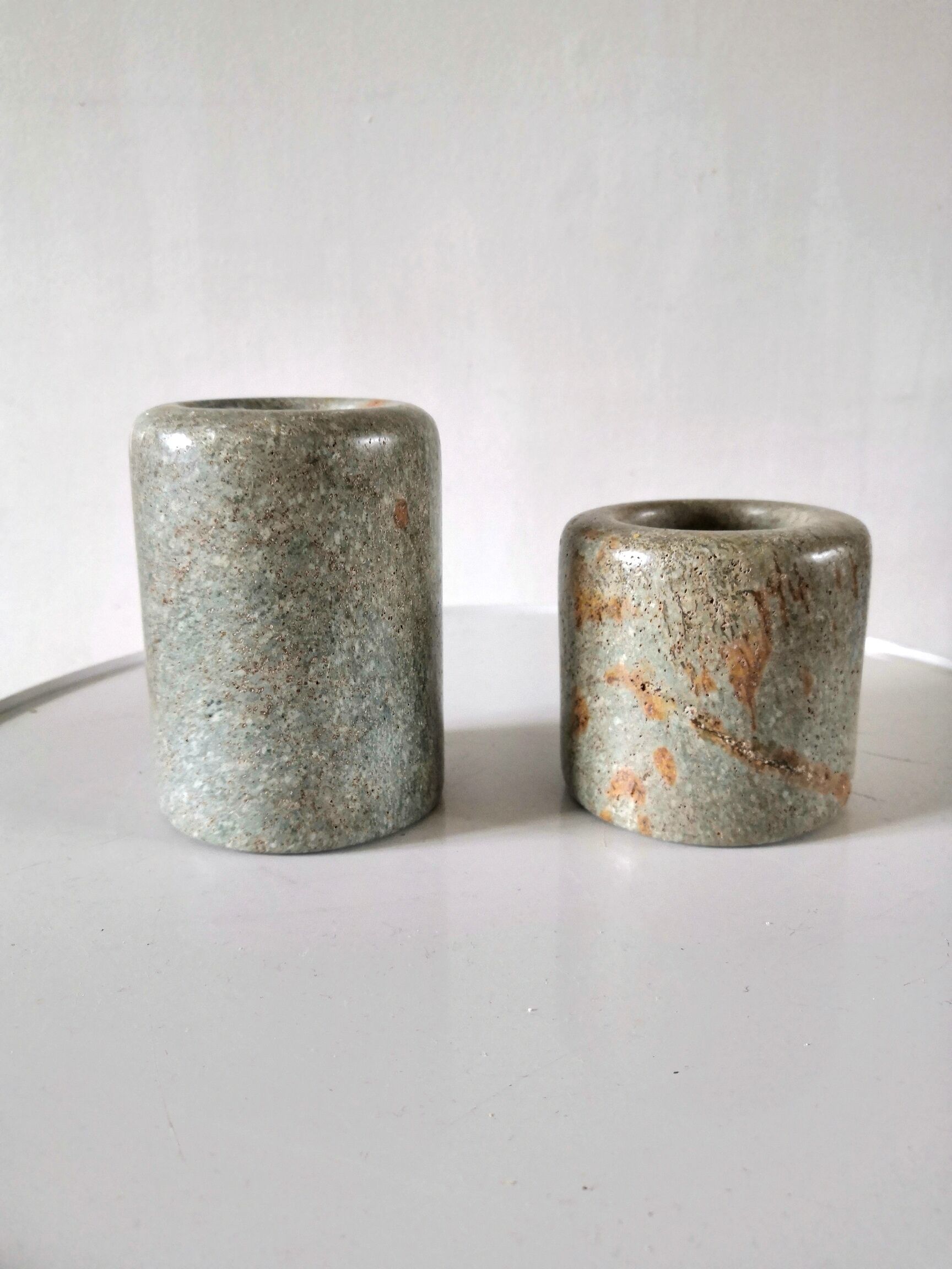 Atelier Olima, 2 stone candle holders from Gabon design 60s - 70s
