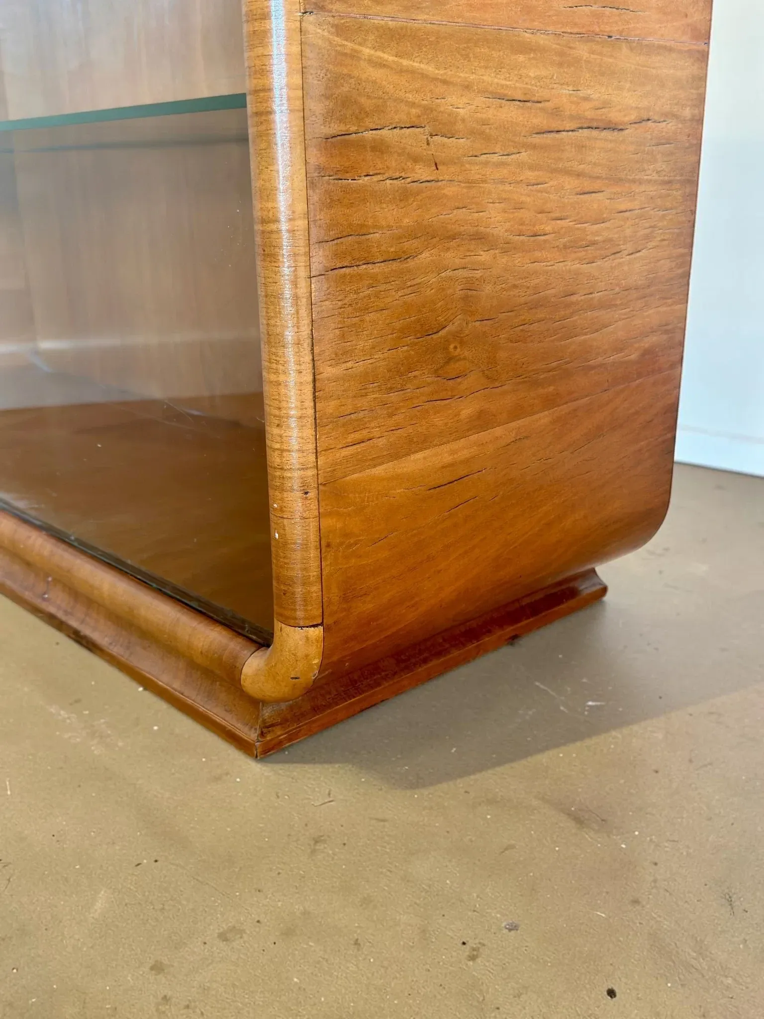 Vintage Art Deco display cabinet in mahogany with a black marble top.