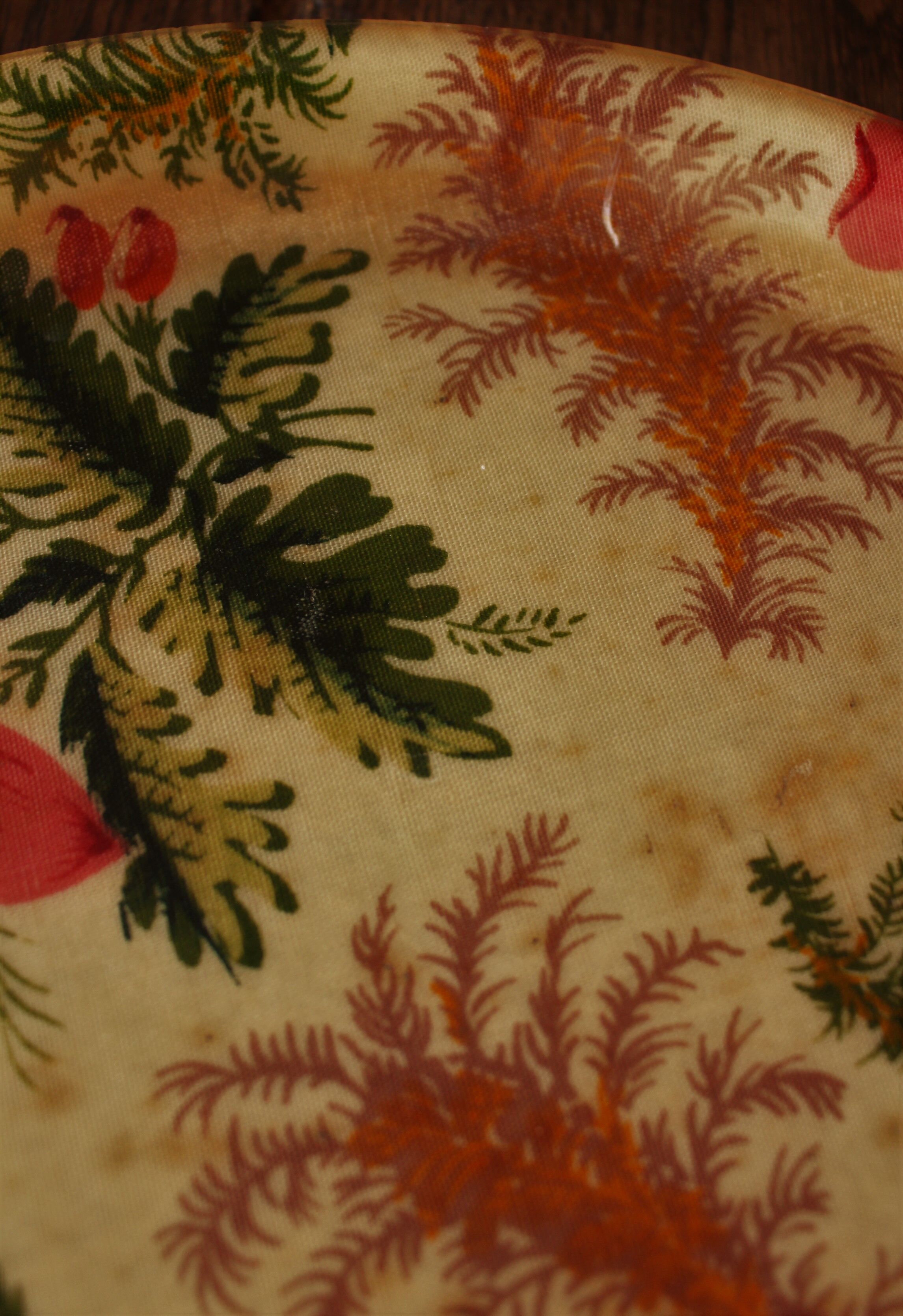 Round top vintage plastic flowers