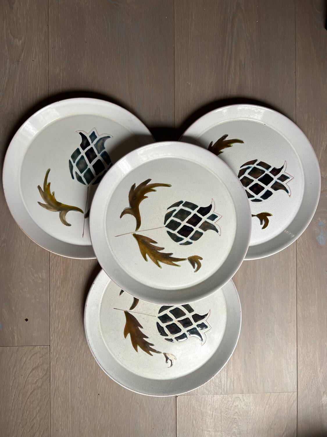 4 dessert plates signed Pornic