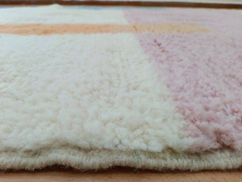 Handmade Berber wool rug size 150 x 250 cm