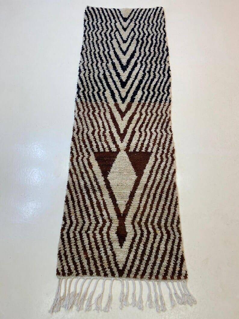 Traditional handwoven beni ourain rug size 140x260 cm