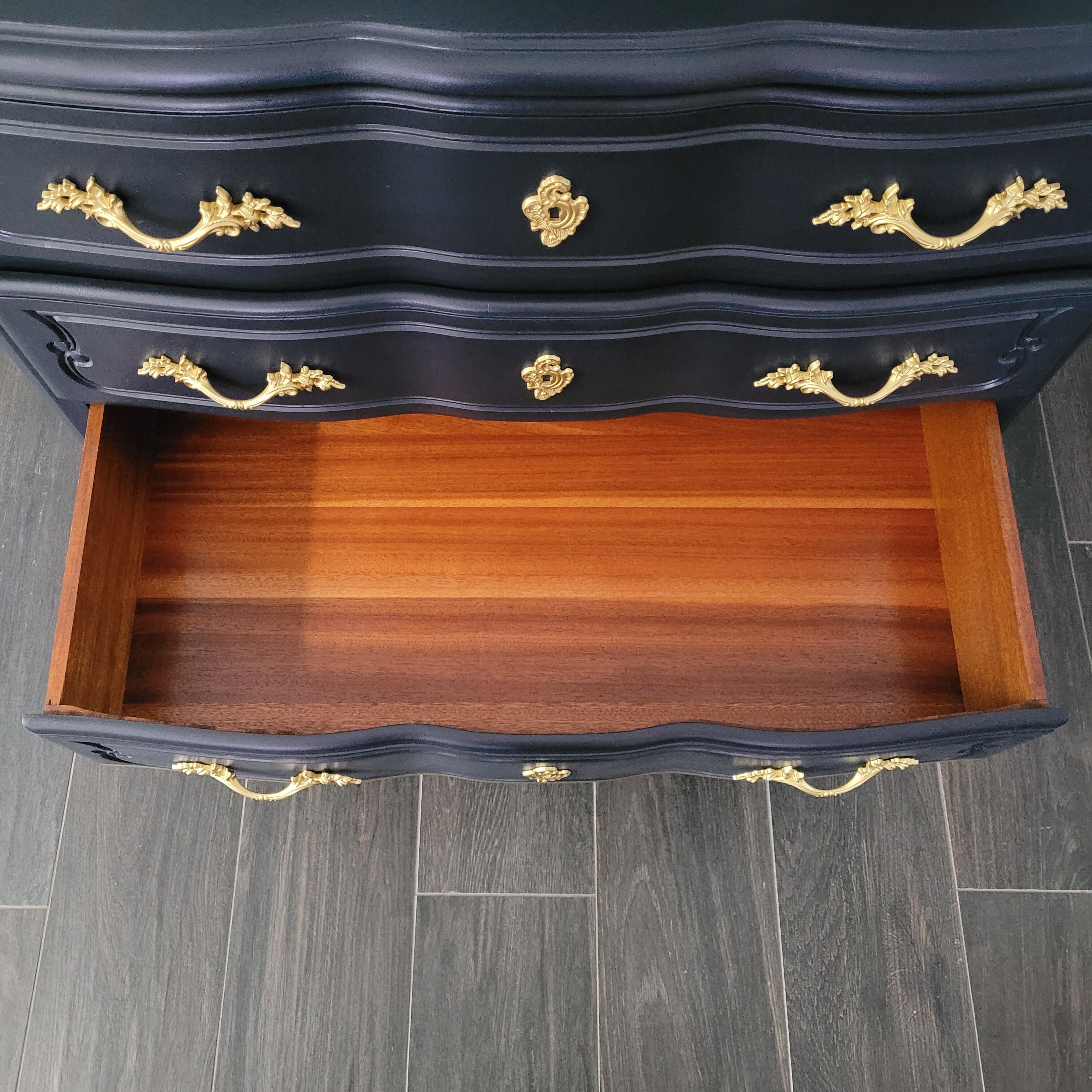 Louis XIV style cherry chest of drawers, with 3 drawers