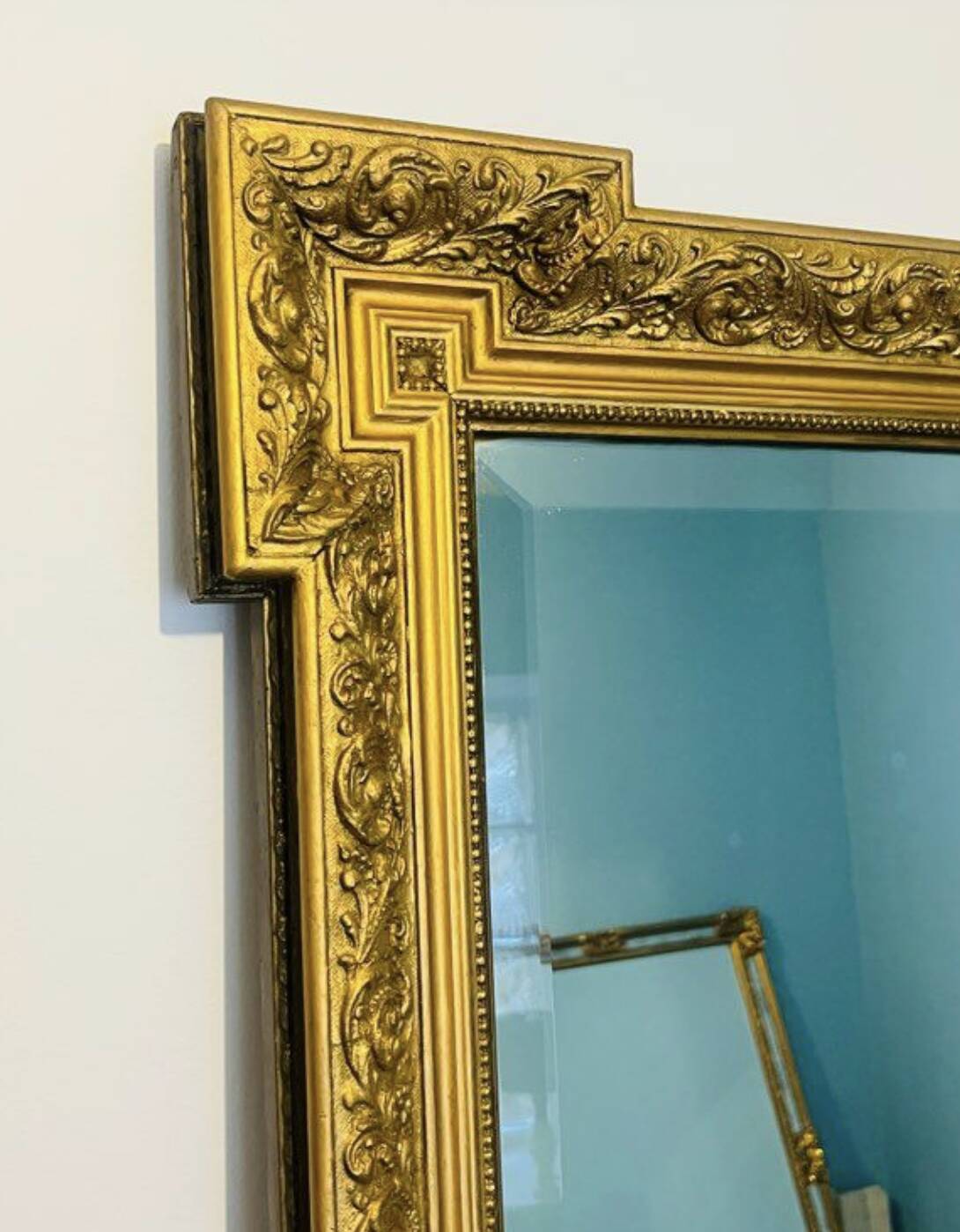 Antique gold leaf mirror – 99×67cm – bevelled glass,