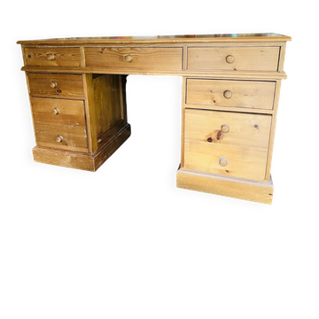 Bureau interior’s
