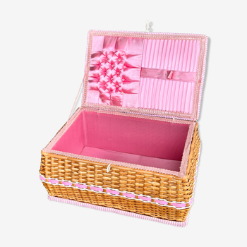 Sewing box TBE wicker and pink scoubidou