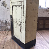 Patinated workshop furniture