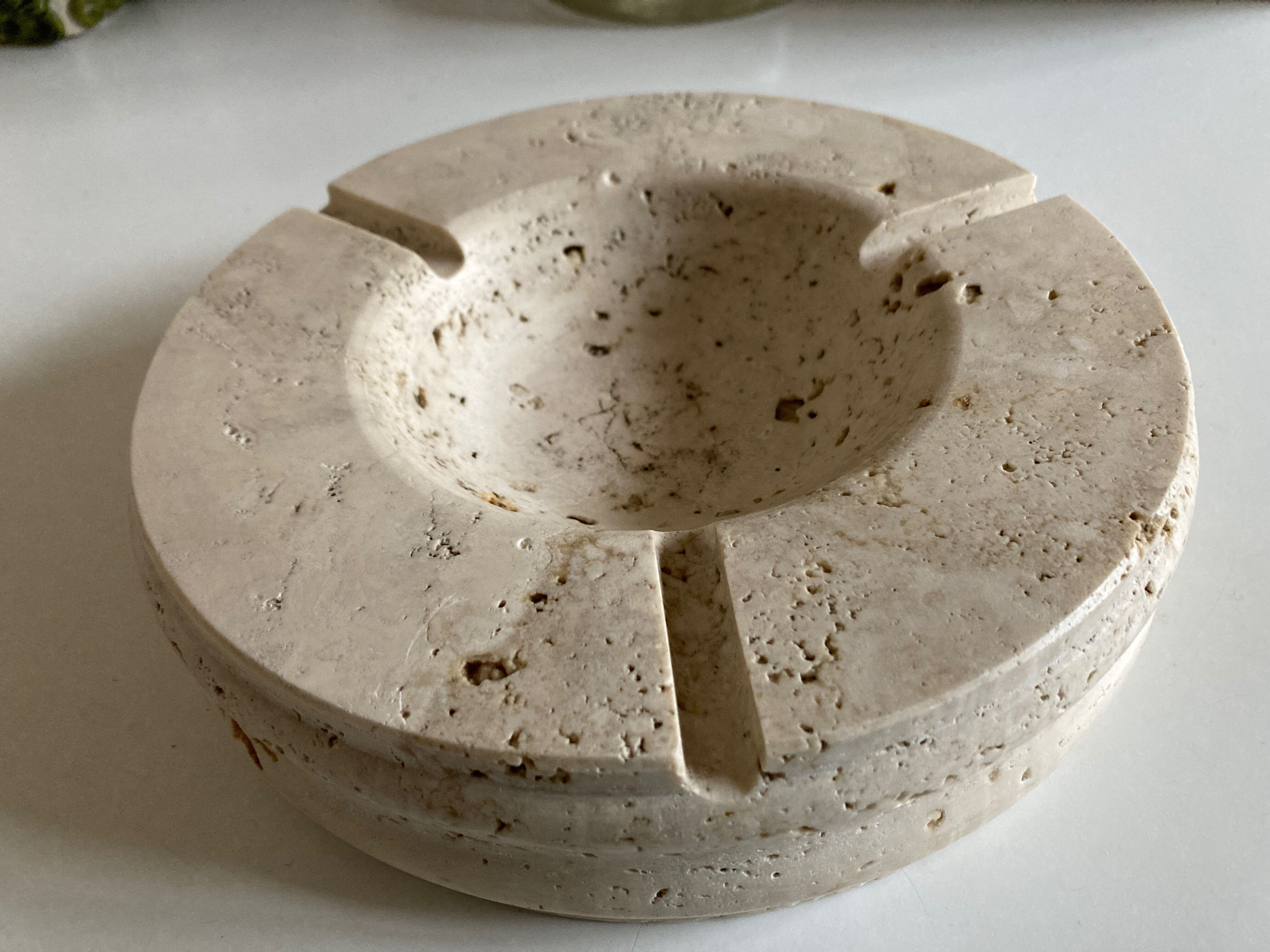 Travertine ashtray XXXL Italian neoclassical work 1970