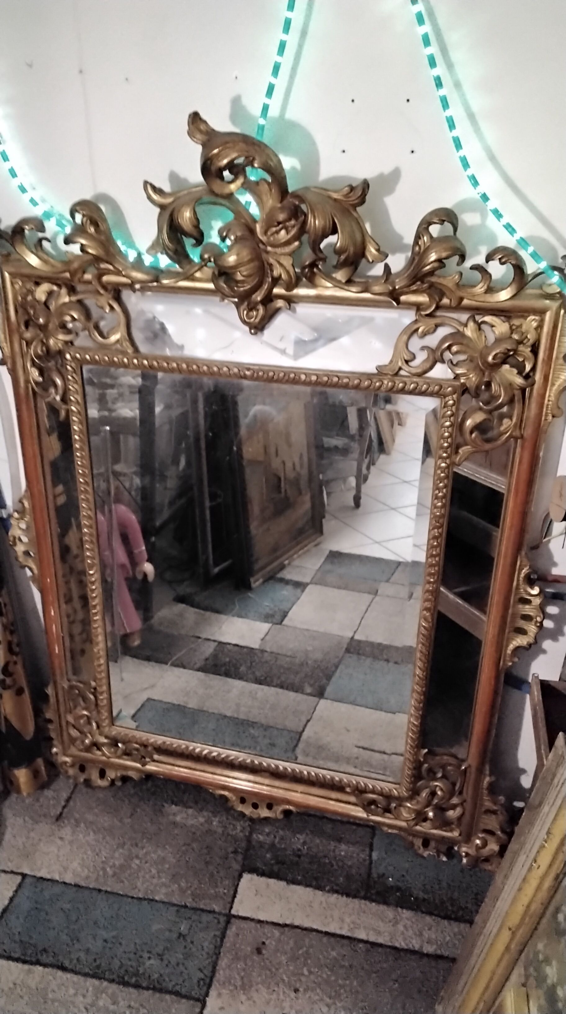 Mirror closed early 19th century