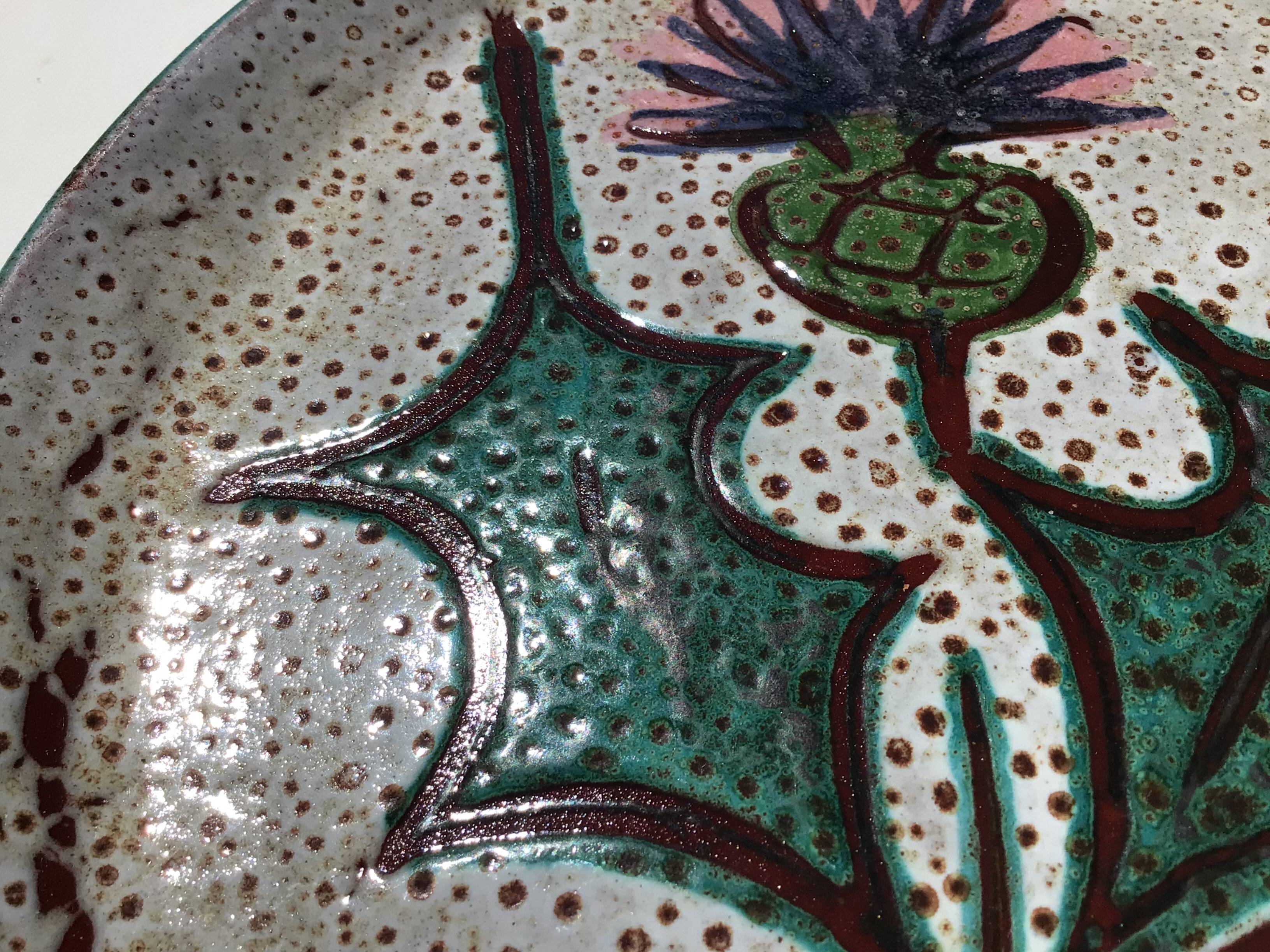 Vallauris Thistles flat plate hand decorated