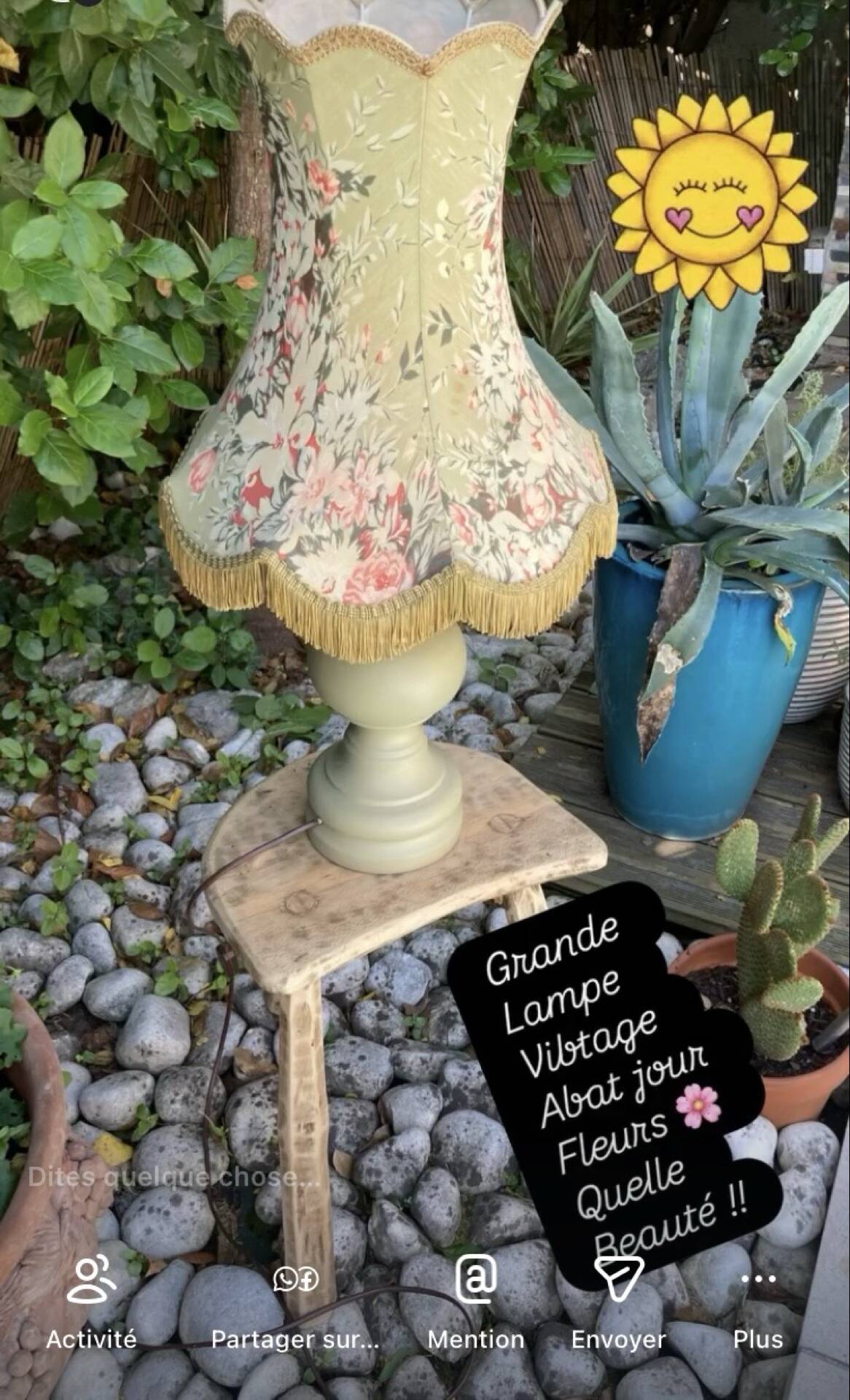 Vintage lamp 🌸 floral / naturalist lampshade