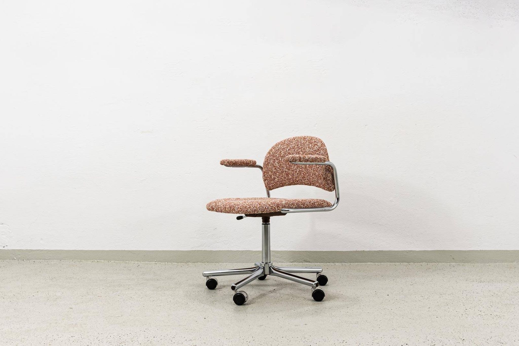 Vintage Office Chair From Kovona In Kvadrat Fabric, 1990s