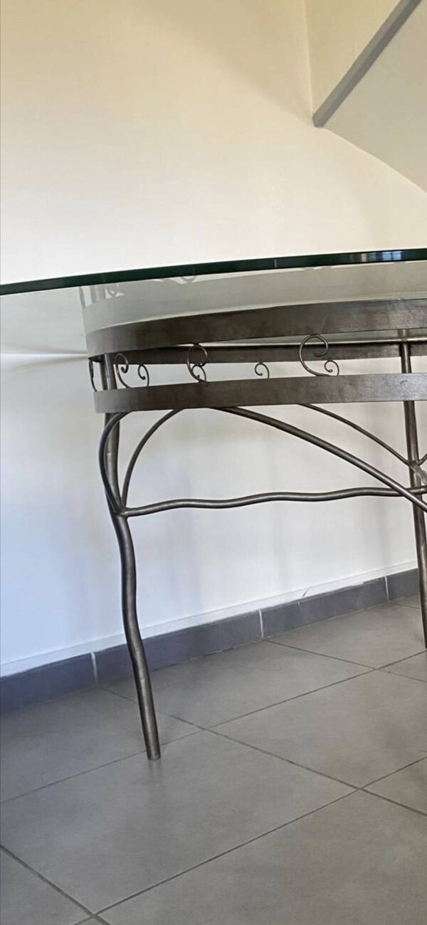Table ronde en verre