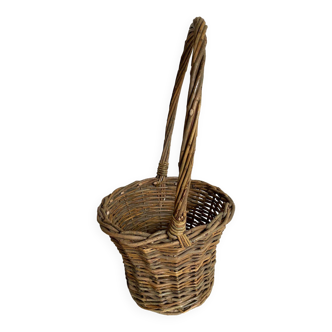 Round woven wood basket