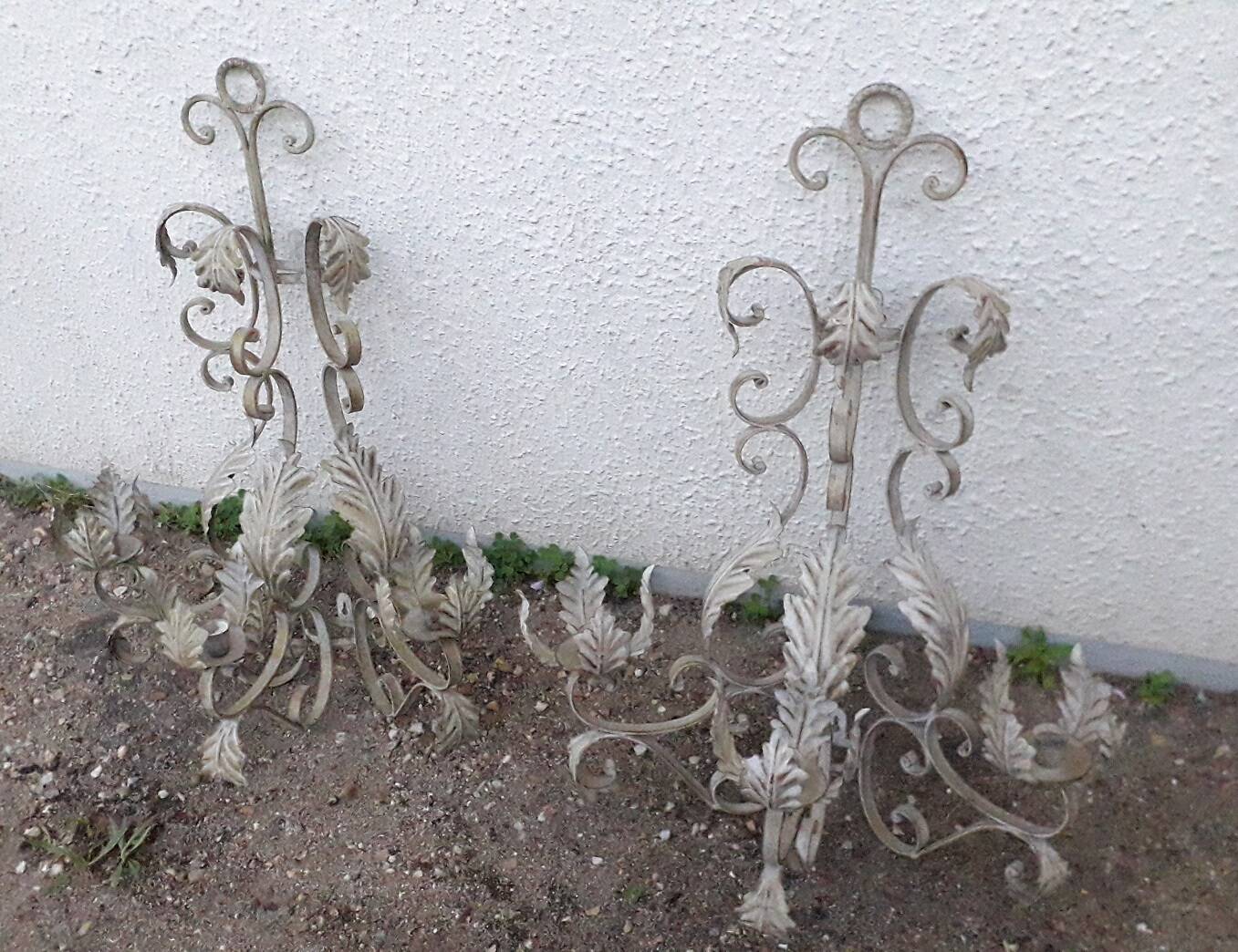 Pair of wall sconces