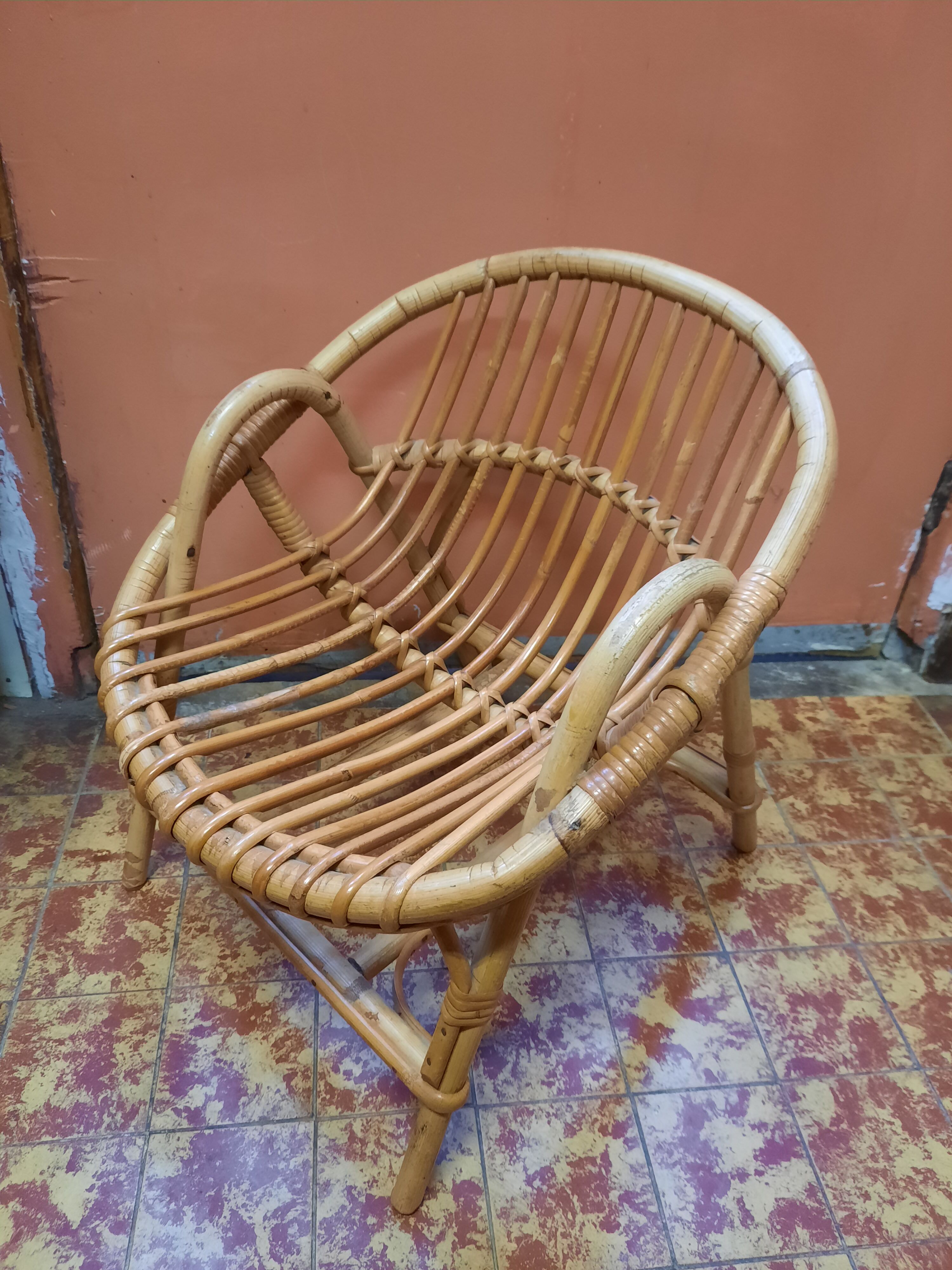 Child chair in rattan