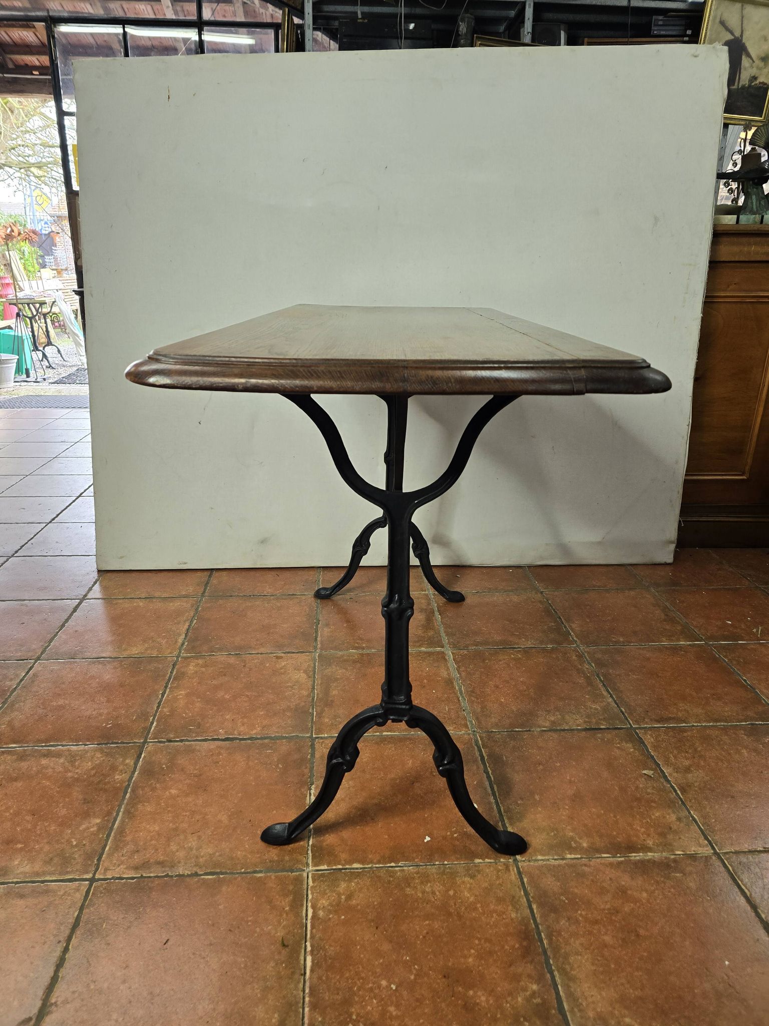 Old oak bistro table, 125cm long.