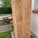 Armoire parisienne