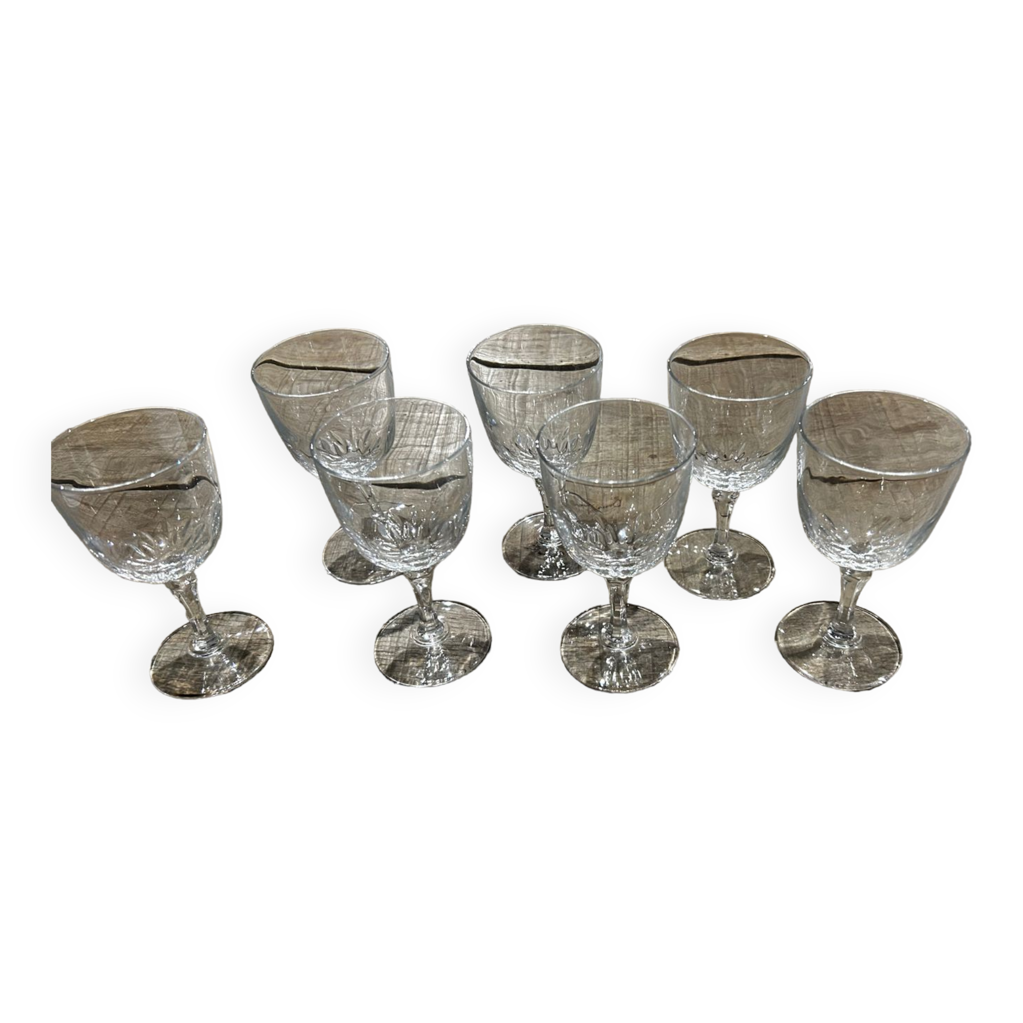 Set of 7 crystal glasses