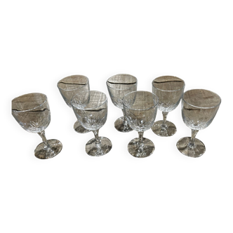 Set of 7 crystal glasses