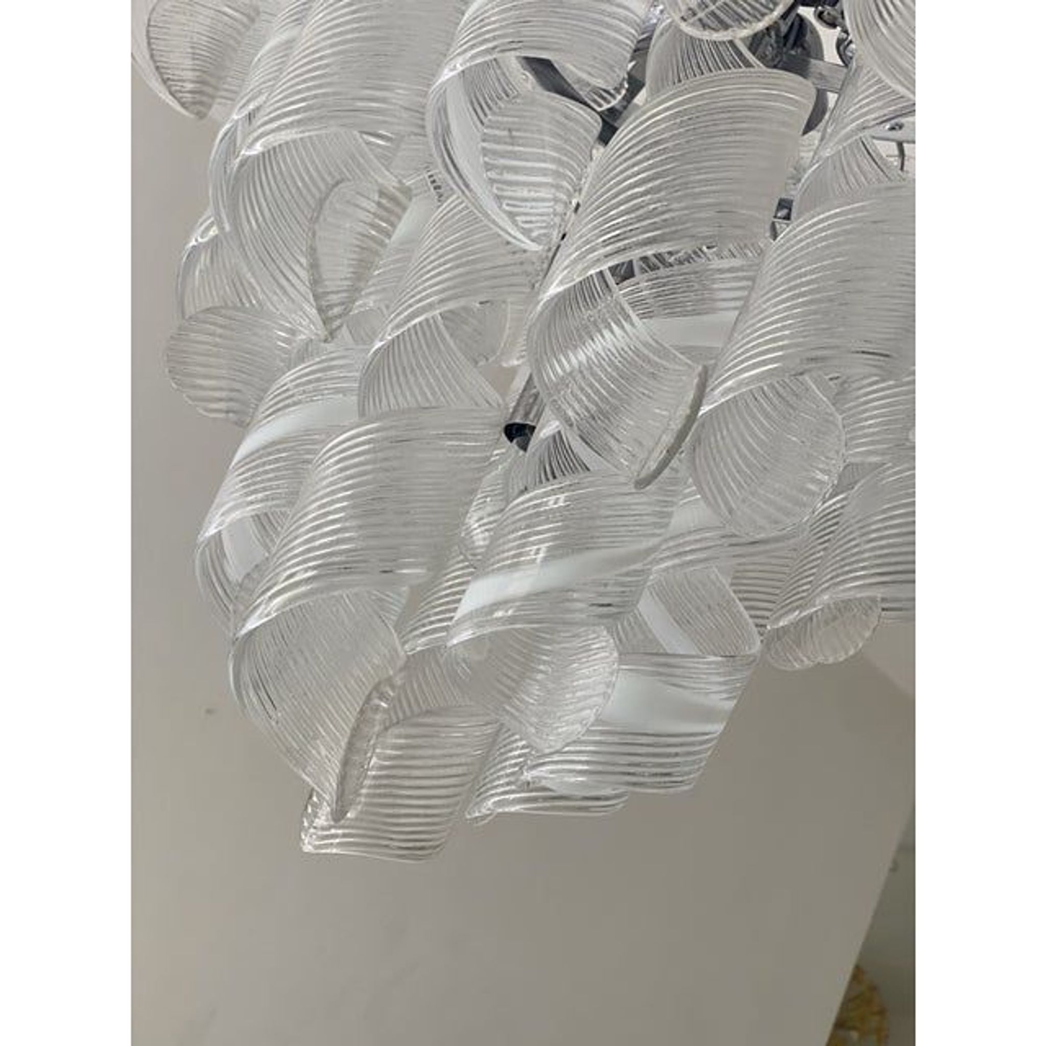Lustre en verre de Murano transparent et blanc « Ricci »