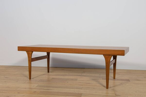 Table basse en teck du milieu du siècle par Johannes Andersen pour CFC Silkeborg, Danemark