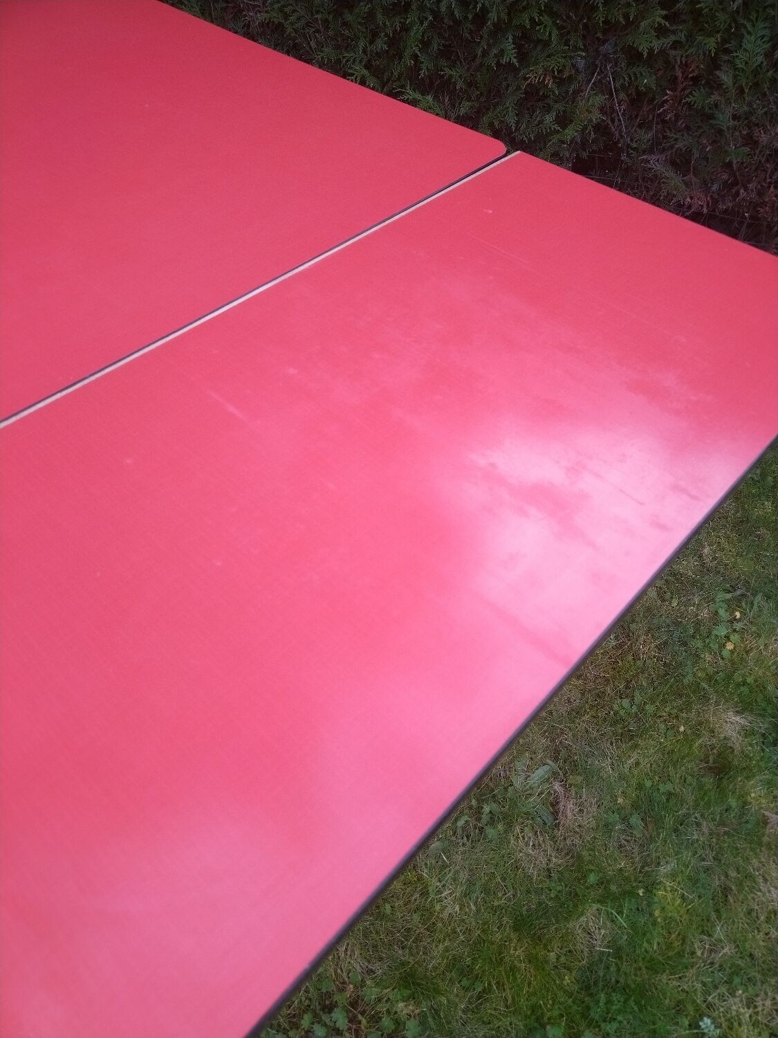 Dining table formica red foot wood