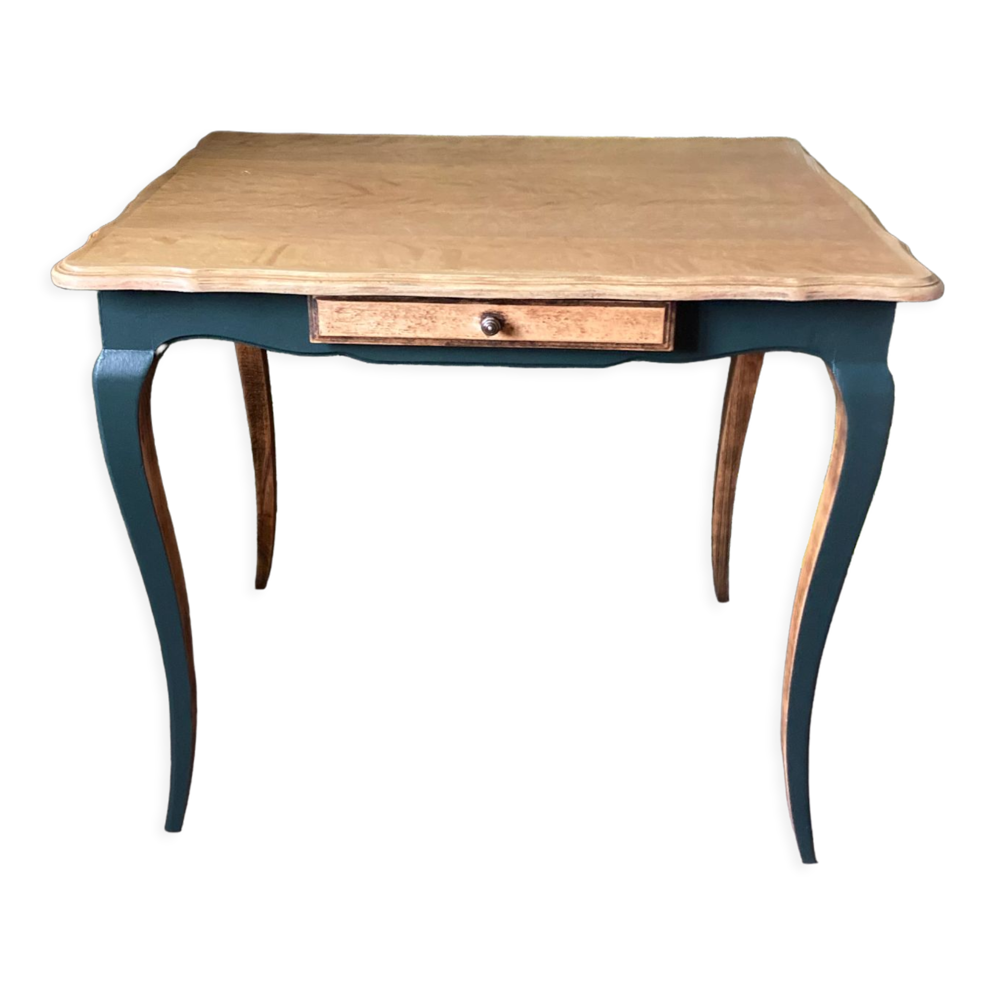 Desk in oak