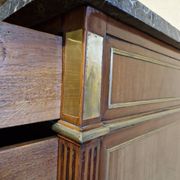 Commode en acajou et placage d'acajou époque Louis XVI, fin du 18ème s.