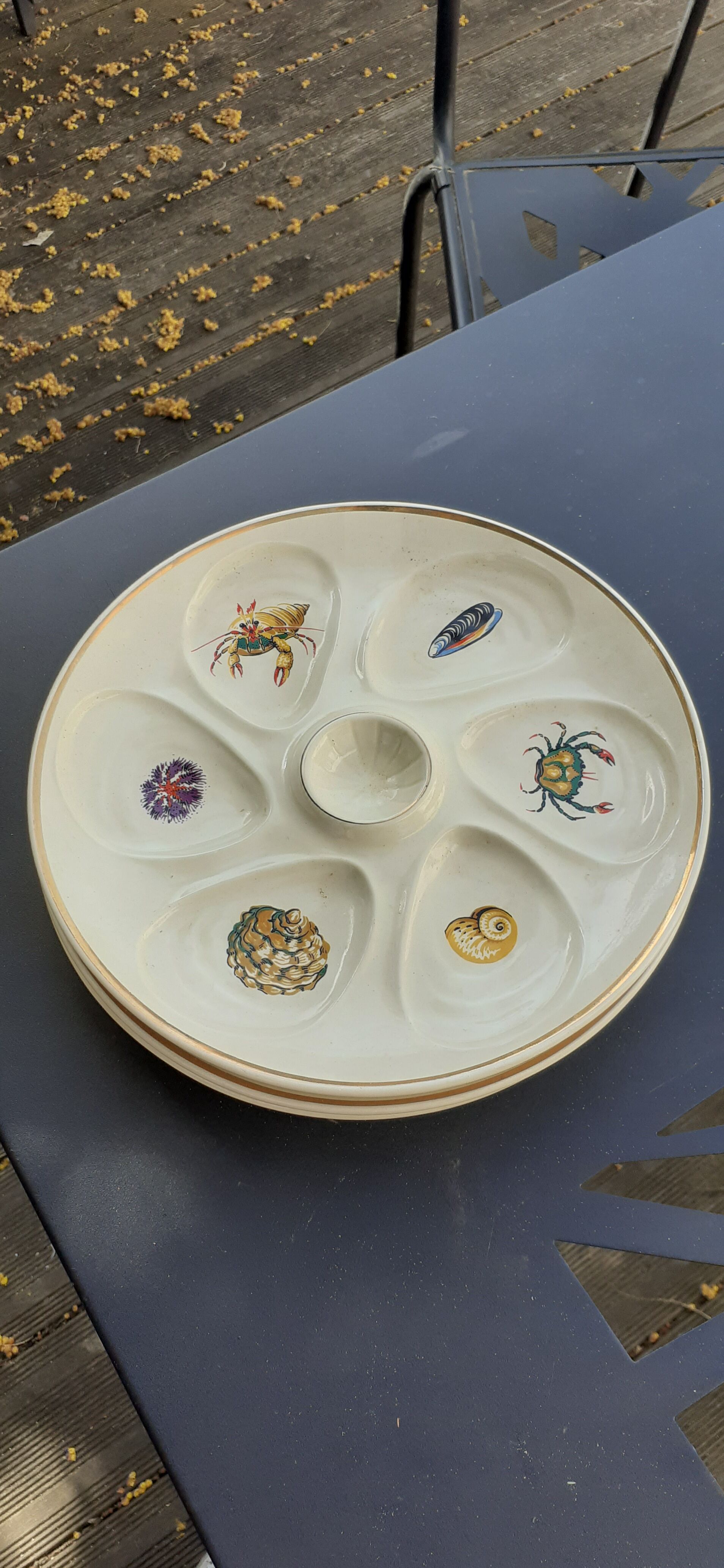 Oyster/crustacean plates