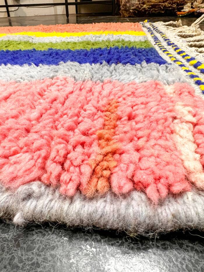 Beni Ouarain wool rug Contemporary graphic design size 200cmx150