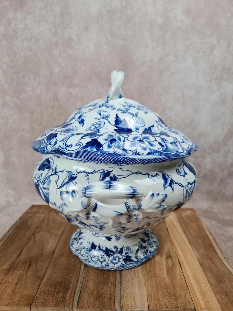 Large antique soup tureen Creil & Montereau – Flora model