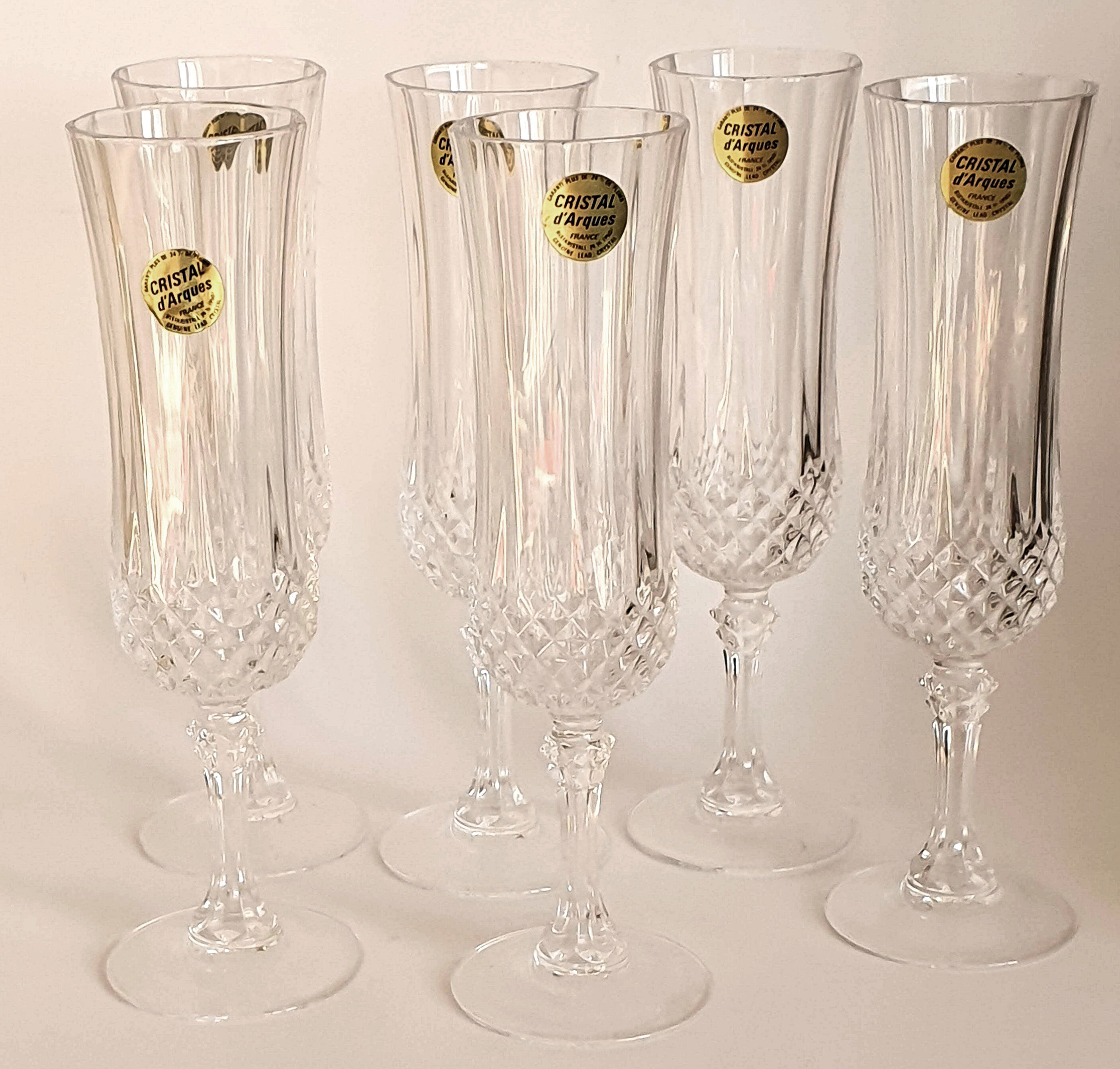 Champagne flutes in Arques crystal