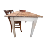 Farmhouse table