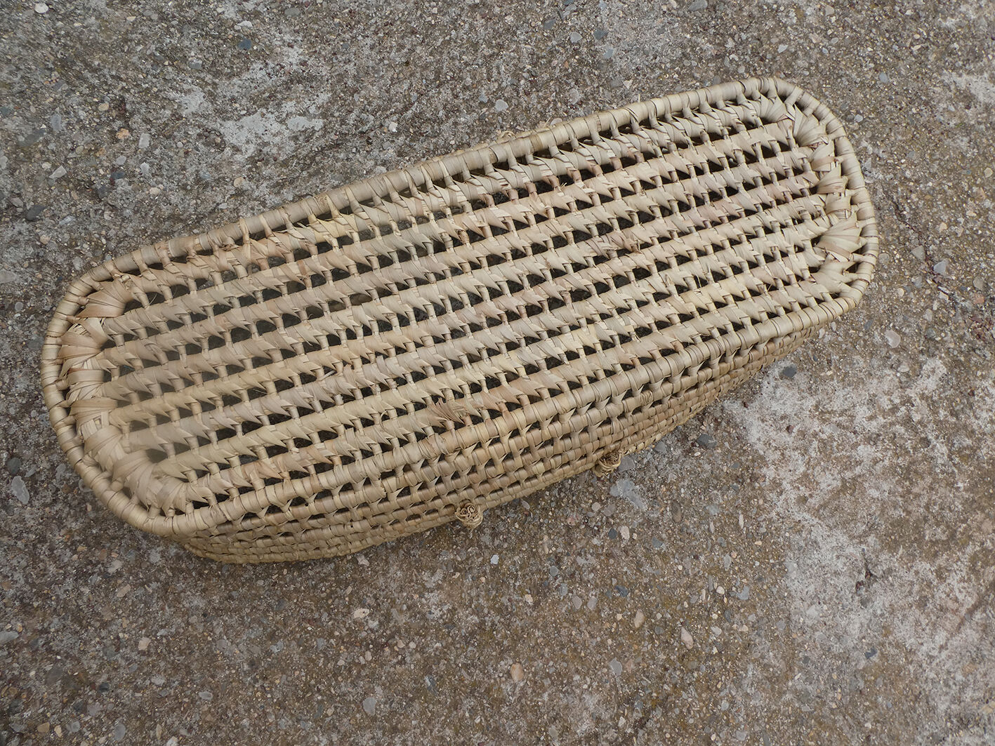 Vintage wicker couffin for doll