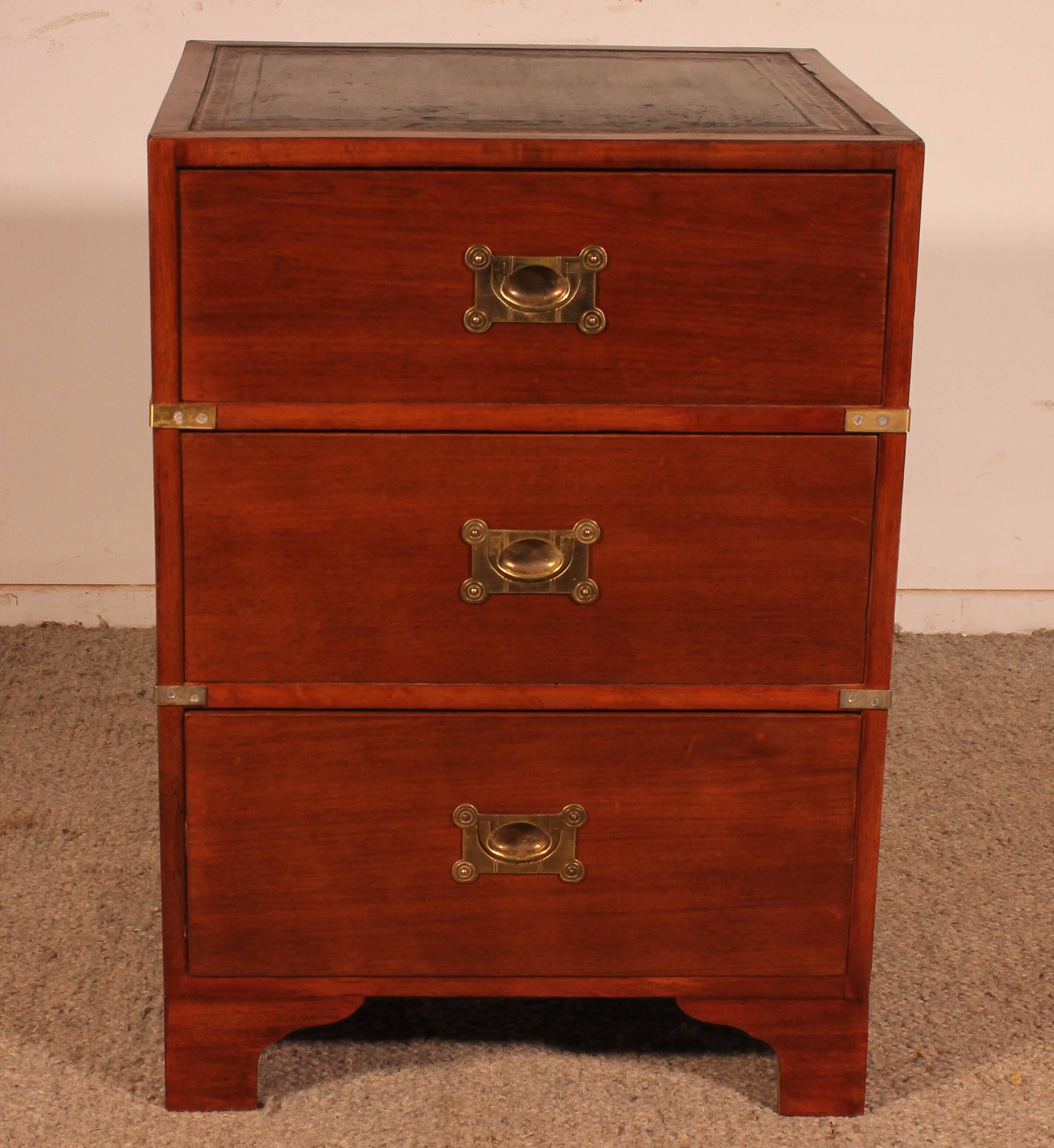 small marine or military chest of drawers in mahogany - 19th century