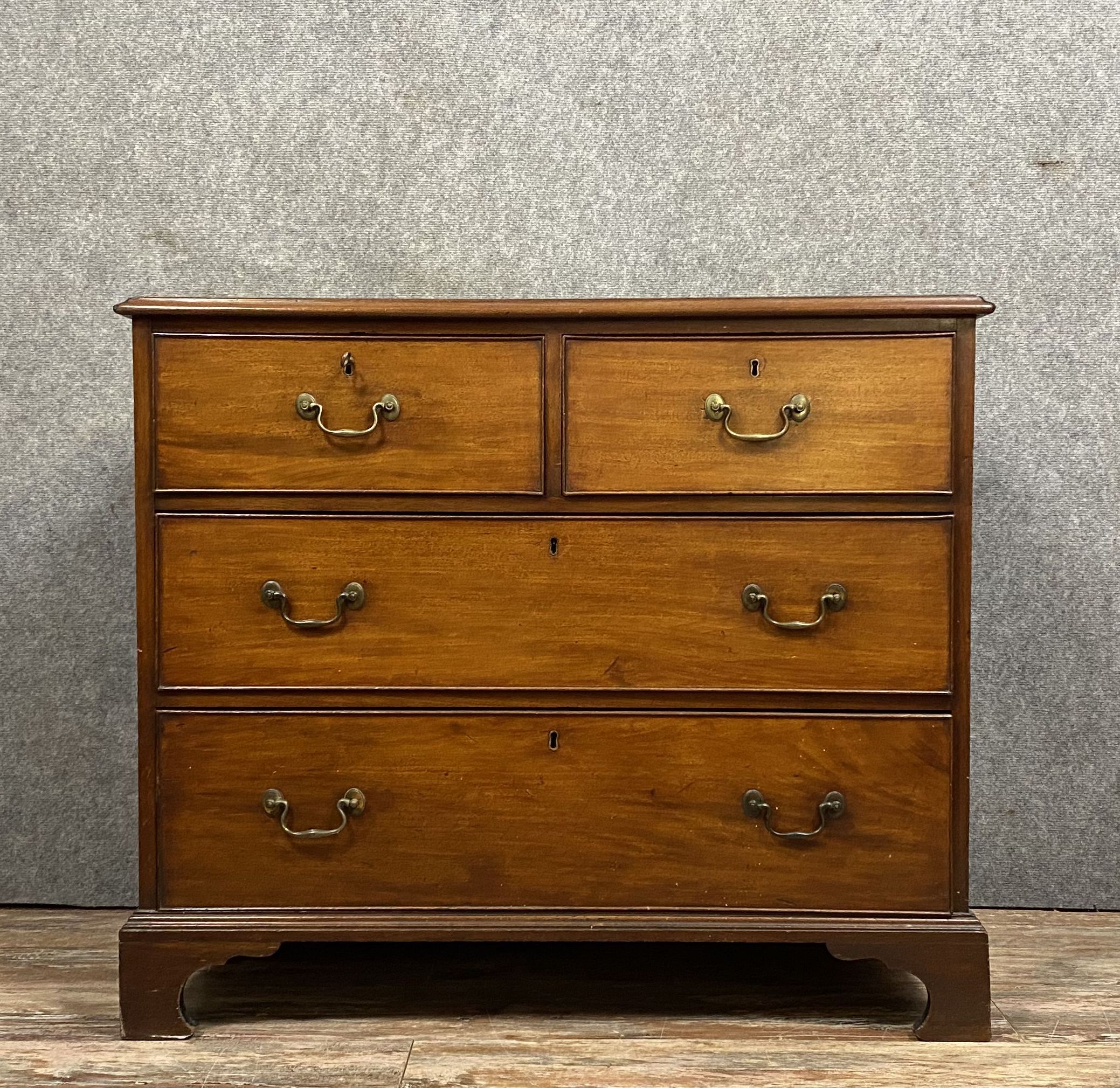 Napoleon III mahogany period chest of drawers around 1850-1880