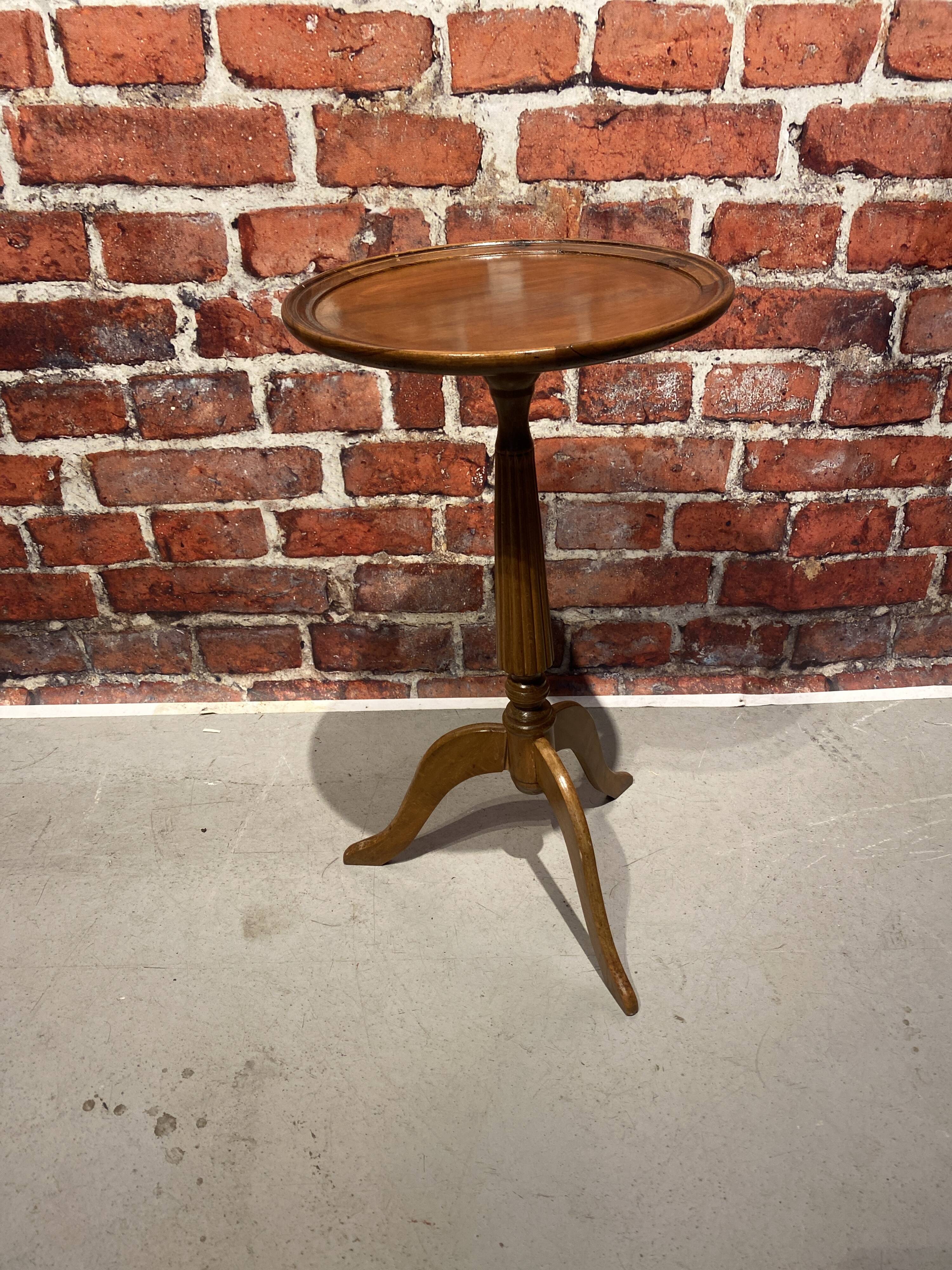 Wooden tripod pedestal table