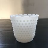 Cache pot en opaline blanche