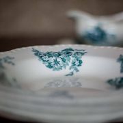 20th Century Anemone Porcelain Set by Johnson Brothers, 1930s, Set of 28