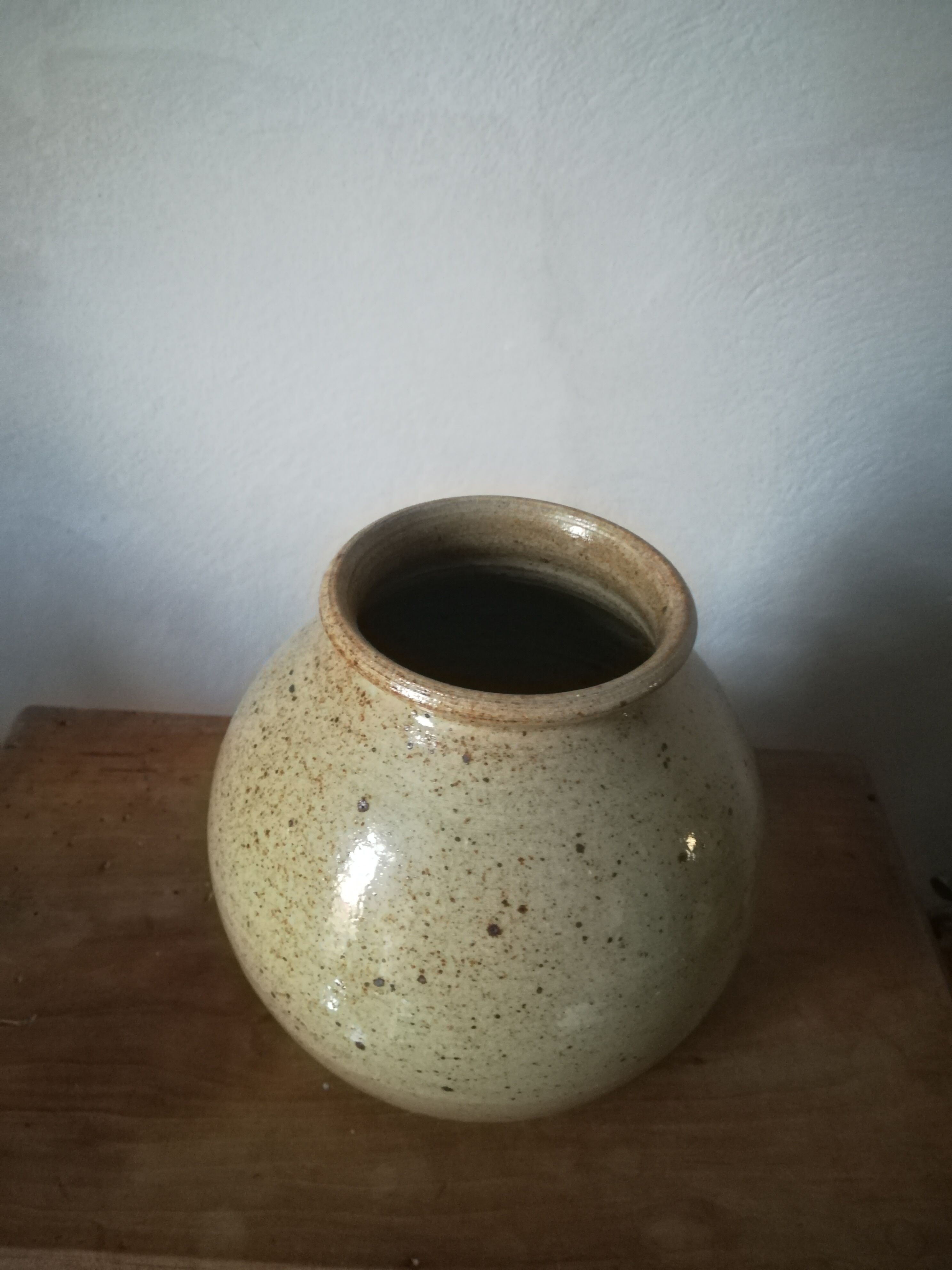 Sandstone ball vase