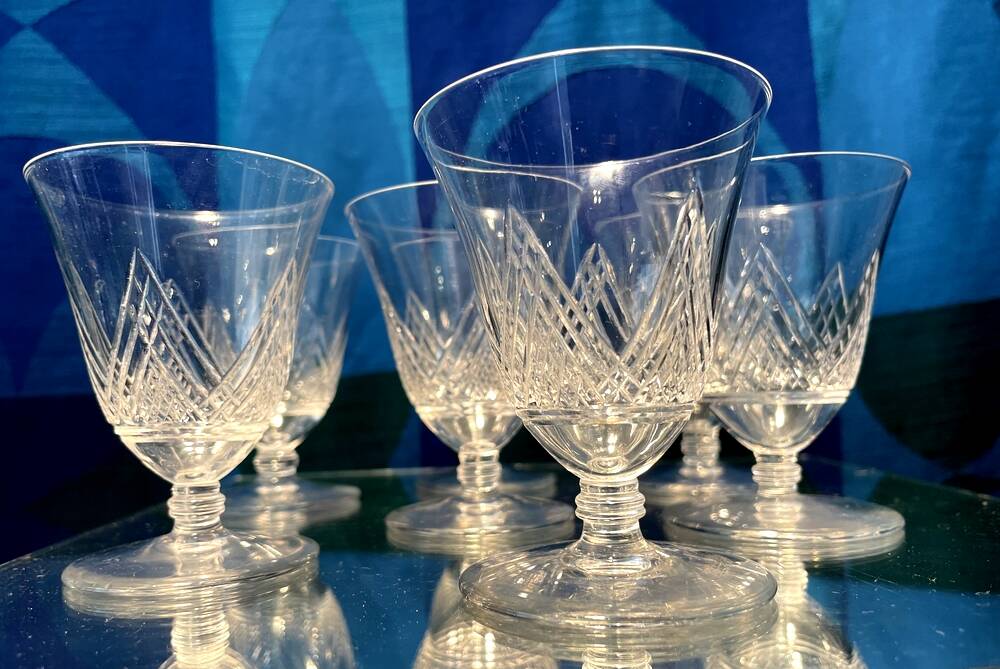 SET OF 7 ST LOUIS CRYSTAL LIQUEUR GLASSES ART DECO VOSGES MODEL