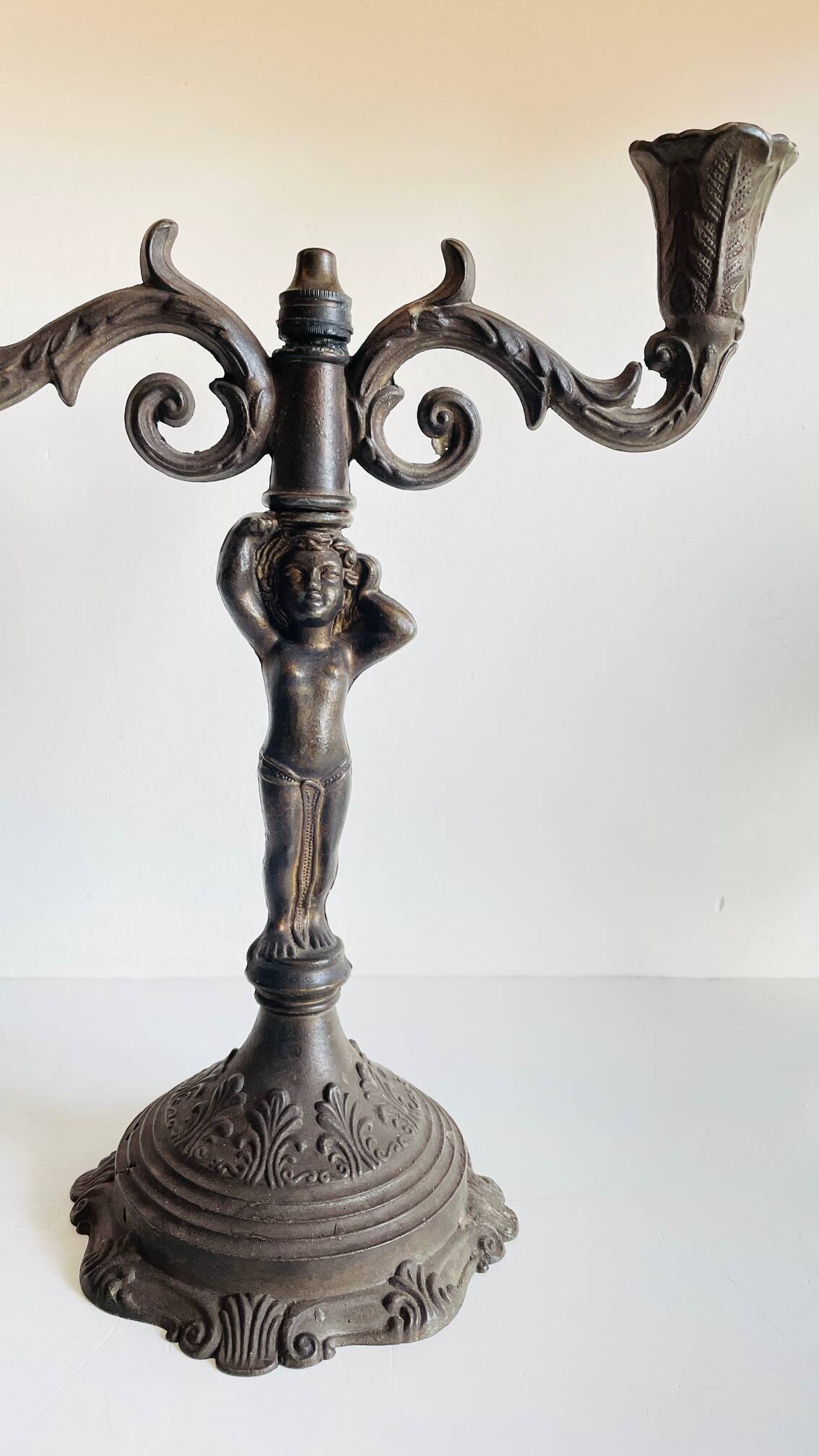 Little angel table candle holder