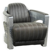 Fauteuil aviateur en cuir de vache confortable, fini en aluminium.