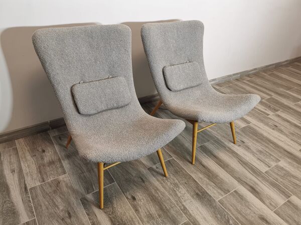 Paire de fauteuils restaurée par Miroslav Navratil