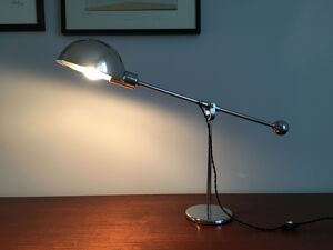 Lampe de table contrepoids moderniste années 1970