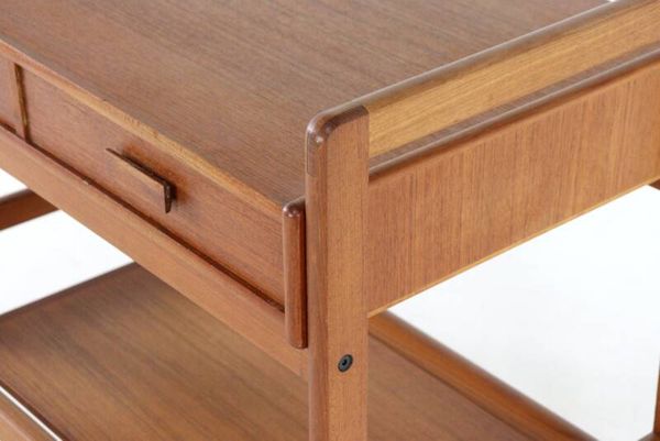 Chariot danois avec deux tiroirs - 'Favrholt' - design danois en teck