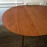 Vintage table with central extension