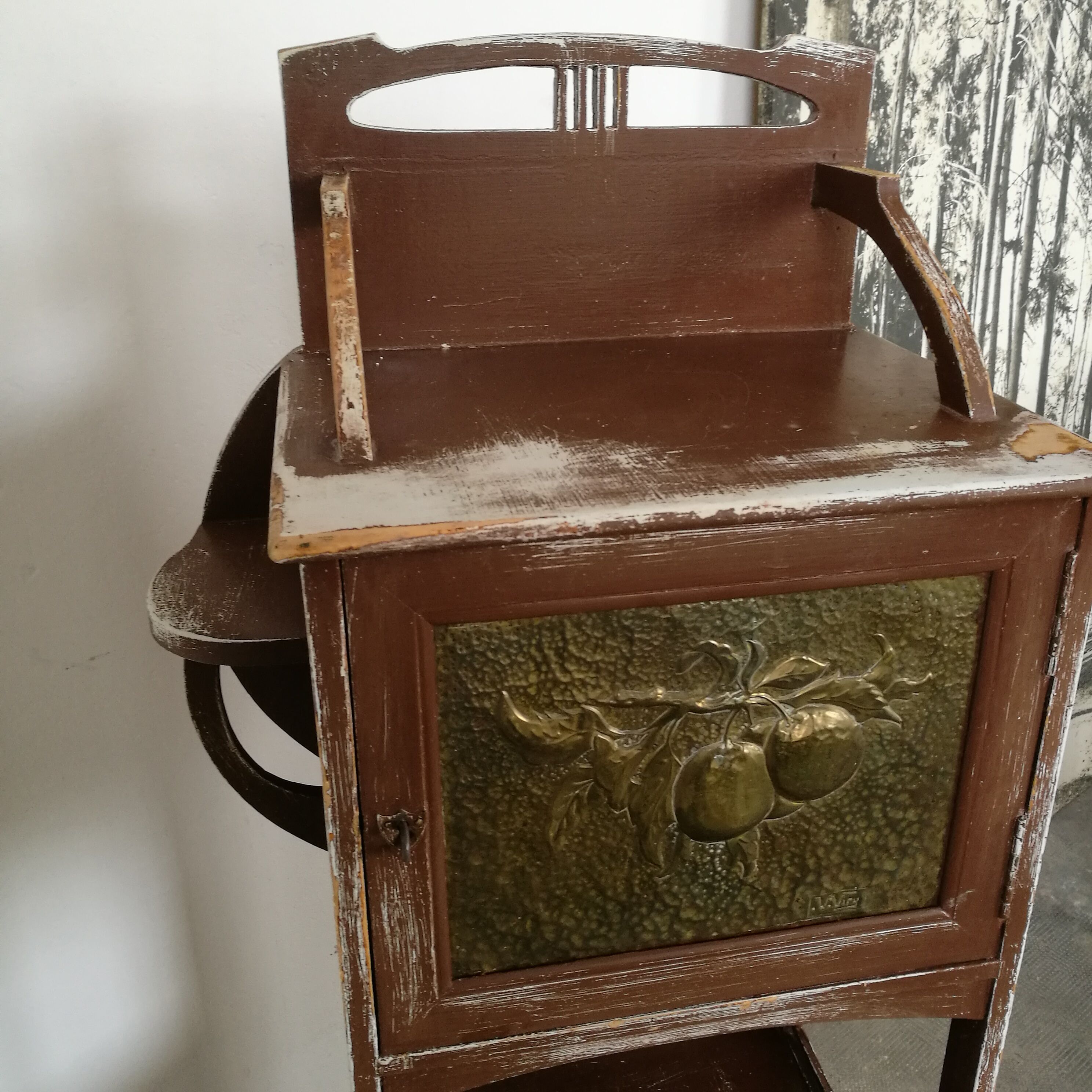 Art nouveau music furniture